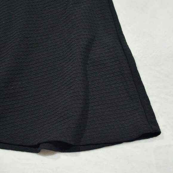 Charlotte Russe ✦ Black Textured Skater Skirt ✦ Flared Knit Mini NWT Size S - Picture 4 of 7